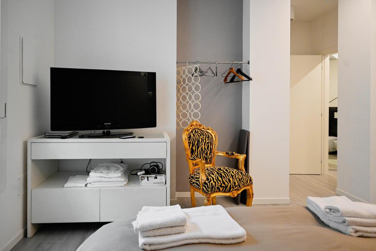 Cozy Studio Downtown Apartment Басано дел Грапа Екстериор снимка